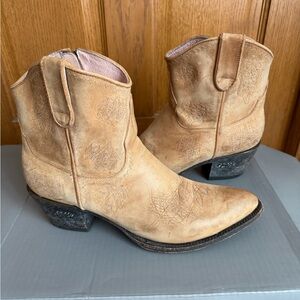 Tan Ankle Boots for Women